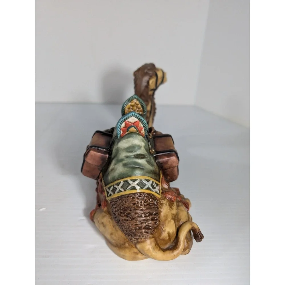 Christmas Vintage Grandeur Noel‎ Replacement Camel Sitting Porcelain 1999 N0094